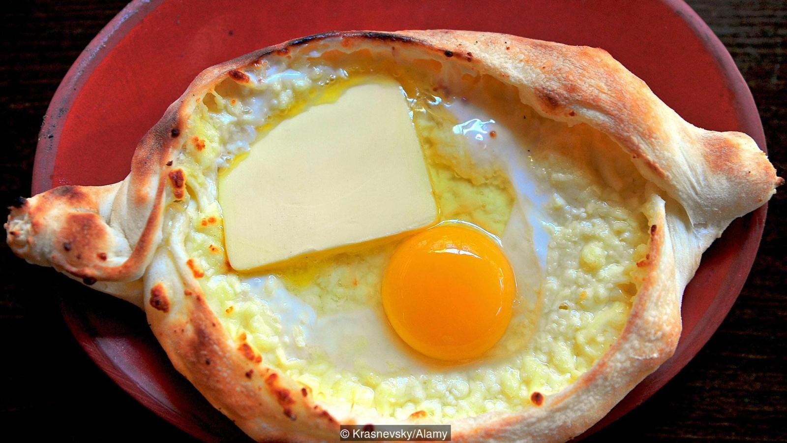 Khachapuri, Georgia’s addictive cousin to pizza - BBC geotv.ge
